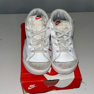 10C Nike Blazer Mid white/black